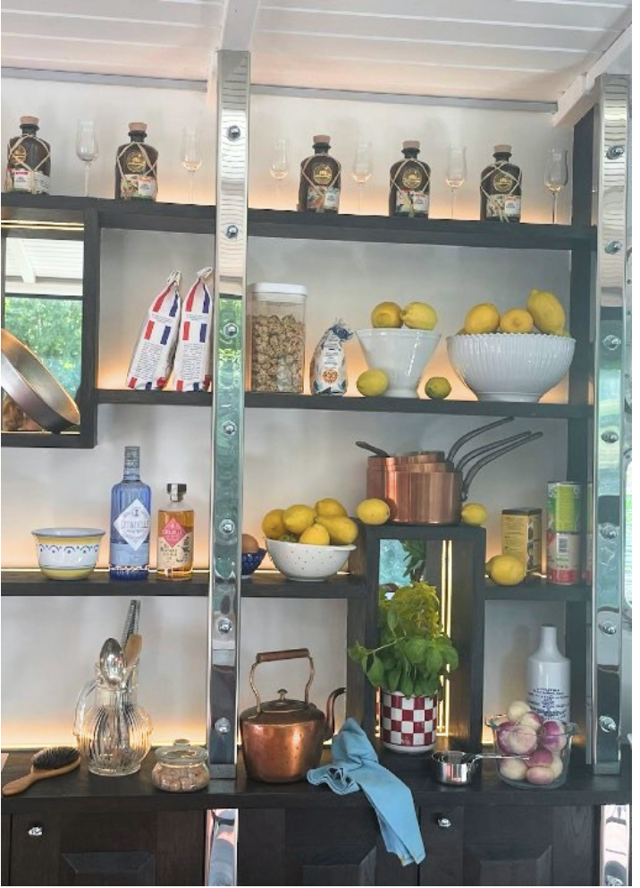 Citadelle Gin, behind the scenes, set dressing